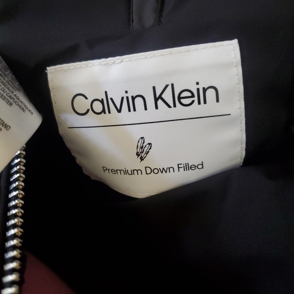 Down Jacket - Picture 11 of 16